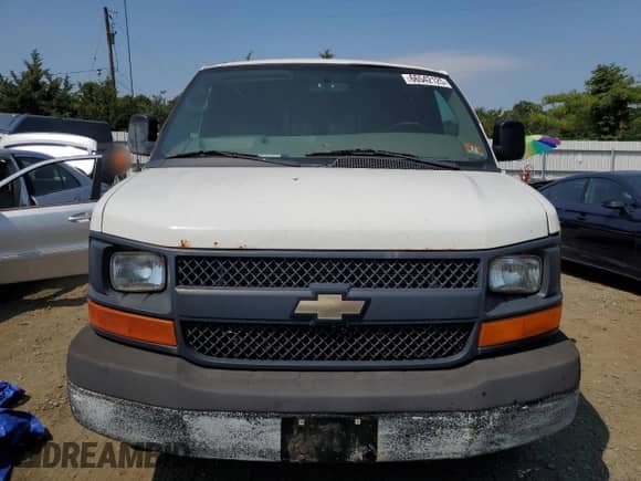 2014 Chevrolet Express Cargo z VIN 1GCZGUCG9E1124708, wystawiony jako Copart lot #66542125 z przebiegiem 285 327 mil mil oraz Czysty tytuł • Clean title. Historia ofert i sprzedaży dostępna na DreamBid. Obrazek 5.