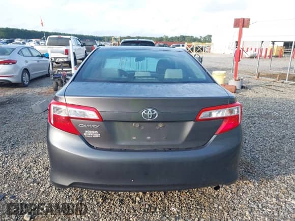 2014 Toyota Camry L с VIN 4T1BF1FK0EU768692, выставлен на аукционе IAAI как лот 42948103 с пробегом 203 228 миль миль и . История ставок и продаж доступна на DreamBid. Изображение 16.