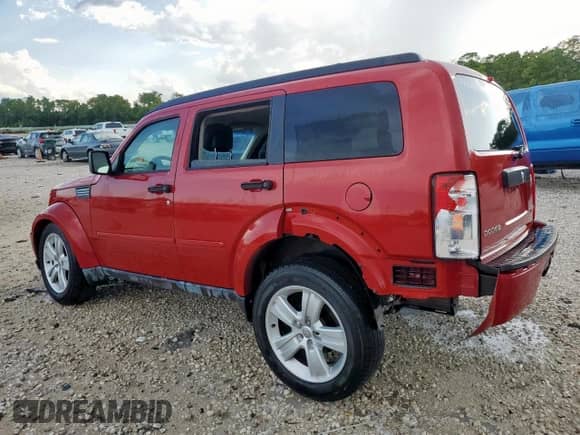 2011 Dodge Nitro Heat with VIN 1D4PT4GK3BW603211, listed as a Copart auction lot 68640995 with 123,916 mi miles and Salvage title. Bid and sale history available at DreamBid. Image 2.
