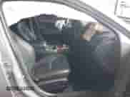 2018 Chrysler 300 Touring с VIN 2C3CCAAG3JH340797, выставлен на аукционе IAAI как лот 42932969 с пробегом 96 678 миль миль и . История ставок и продаж доступна на DreamBid. Изображение 5.