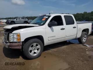 2012 Chevrolet Silverado 1500 LS z VIN 3GCPCREA4CG156926, wystawiony jako Copart lot #63436775 z przebiegiem 252 123 mil mil oraz Szkoda całkowita • Salvage title. Historia ofert i sprzedaży dostępna na DreamBid. Obrazek 1.
