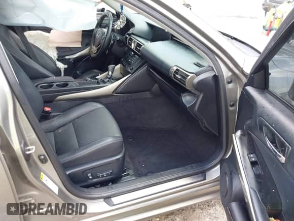 2014 Lexus IS 250 z VIN JTHBF1D27E5024829, wystawiony jako IAAI lot #42444694 z przebiegiem 108 251 mil mil oraz . Historia ofert i sprzedaży dostępna na DreamBid. Obrazek 5.