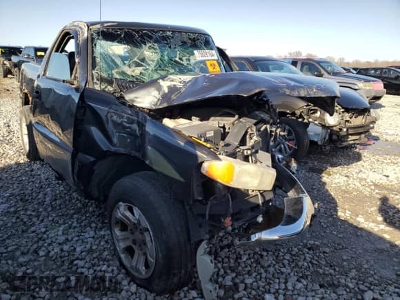 2003 GMC Sierra 1500 Work Truck with VIN 1GTEC14V33Z235727, listed as a Copart auction lot 75828164 with Not provided miles and Salvage title. Bid and sale history available at DreamBid. Image 4.