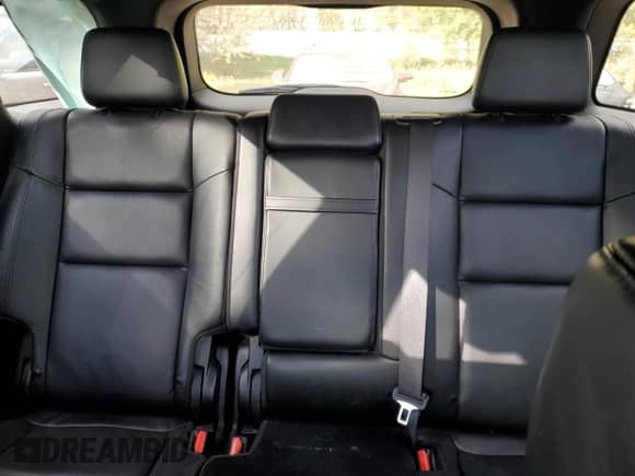 2019 Jeep Grand Cherokee Limited X z VIN 1C4RJFBG3KC813769, wystawiony jako Copart lot #89557935 z przebiegiem 101 315 mil mil oraz Czysty tytuł • Clean title. Historia ofert i sprzedaży dostępna na DreamBid. Obrazek 10.