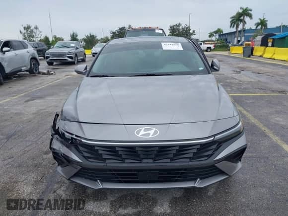 2025 Hyundai Elantra SEL Convenience с VIN KMHLS4DG6SU883101, выставлен на аукционе IAAI как лот 43241528 с пробегом 20 320 миль миль и . История ставок и продаж доступна на DreamBid. Изображение 12.