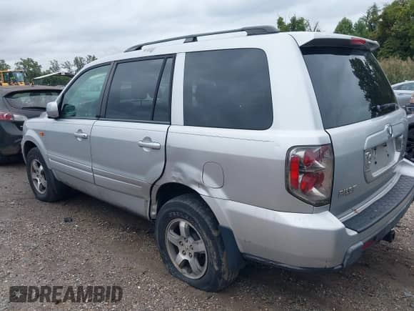 2006 Honda Pilot EX-L z VIN 5FNYF18646B001193, wystawiony jako IAAI lot #43441506 z przebiegiem 200 652 mil mil oraz . Historia ofert i sprzedaży dostępna na DreamBid. Obrazek 12.