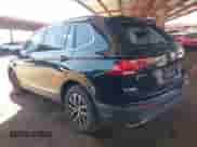 2020 Volkswagen Tiguan SE с VIN 3VV3B7AX1LM126365, выставлен на аукционе IAAI как лот 43104068 с пробегом 45 014 миль миль и . История ставок и продаж доступна на DreamBid. Изображение 3.