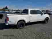 2006 Toyota Tundra Limited z VIN 5TBET38156S512900, wystawiony jako Copart lot #65539125 z przebiegiem 210 154 mil mil oraz Szkoda całkowita • Salvage title. Historia ofert i sprzedaży dostępna na DreamBid. Obrazek 3.