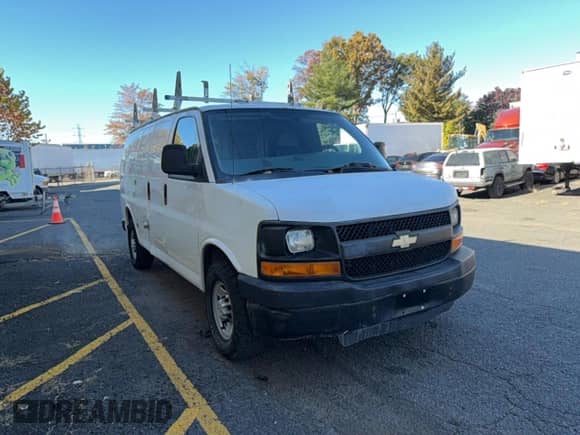 2011 Chevrolet Express Cargo с VIN 1GCWGFCA4B1172655, выставлен на аукционе Copart как лот 90394905 с пробегом 106 293 миль миль и Чистый • Clean title. История ставок и продаж доступна на DreamBid. Изображение 1.