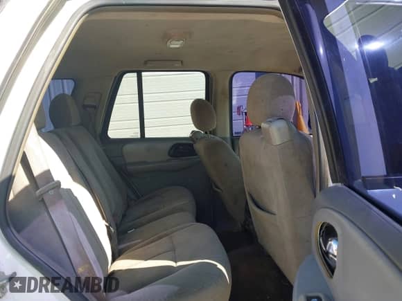 2005 Chevrolet TrailBlazer LT с VIN 1GNDS13S652379510, выставлен на аукционе IAAI как лот 43514810 с пробегом 258 670 миль миль и . История ставок и продаж доступна на DreamBid. Изображение 8.