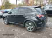 2021 Mitsubishi Outlander ES with VIN JA4APUAU3MU027310, listed as a Copart auction lot 90996405 with 142,233 mi miles and Clean title. Bid and sale history available at DreamBid. Image 2.