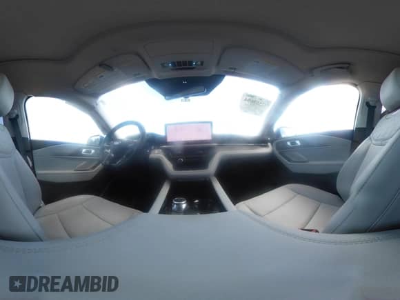 2025 Ford Explorer Platinum with VIN 1FMUK8HH1SGA67829, listed as a IAAI auction lot 42559654 with 7,240 mi miles and . Bid and sale history available at DreamBid. Image 19.