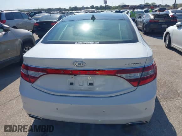 2016 Hyundai Azera Limited с VIN KMHFH4JG2GA529696, выставлен на аукционе IAAI как лот 43385449 с пробегом Не указан миль и . История ставок и продаж доступна на DreamBid. Изображение 16.