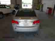 2011 Chevrolet Cruze 2LT z VIN 1G1PG5S95B7146982, wystawiony jako IAAI lot #42696089 z przebiegiem 190 488 mil mil oraz . Historia ofert i sprzedaży dostępna na DreamBid. Obrazek 16.