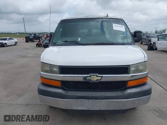 2012 Chevrolet Express Passenger 1LT с VIN 1GAZG1FG9C1129455, выставлен на аукционе IAAI как лот 42105765 с пробегом 150 090 миль миль и . История ставок и продаж доступна на DreamBid. Изображение 12.
