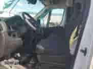 2023 Ram ProMaster Cargo z VIN 3C6MRVJG5PE512328, wystawiony jako Copart lot #65037005 z przebiegiem 140 699 mil mil oraz Szkoda całkowita • Salvage title. Historia ofert i sprzedaży dostępna na DreamBid. Obrazek 7.