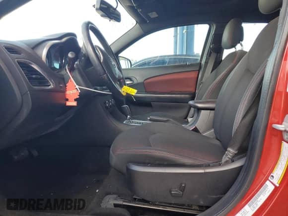 2011 Dodge Avenger Heat with VIN 1B3BD1FG0BN552029, listed as a Copart auction lot 80748125 with 117,884 mi miles and Salvage title. Bid and sale history available at DreamBid. Image 7.