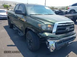 2012 Toyota Tundra z VIN 5TFRY5F17CX131015, wystawiony jako IAAI lot #42961522 z przebiegiem 120 872 mil mil oraz . Historia ofert i sprzedaży dostępna na DreamBid. Obrazek 1.