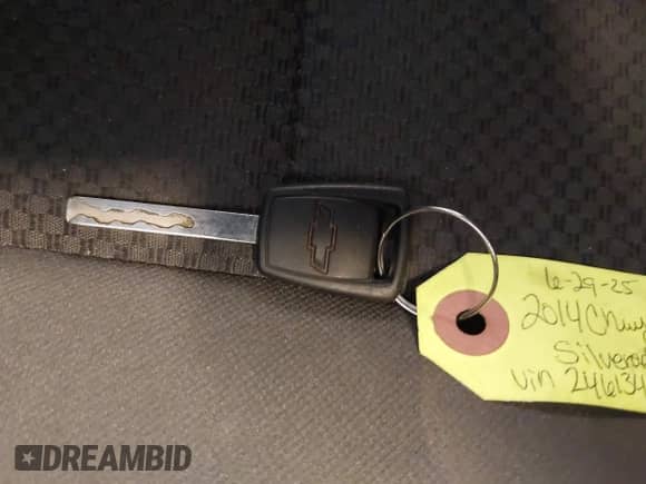 2014 Chevrolet Silverado 1500 LT with VIN 3GCUKREH8EG246134, listed as a IAAI auction lot 42641925 with 304,675 mi miles and . Bid and sale history available at DreamBid. Image 11.