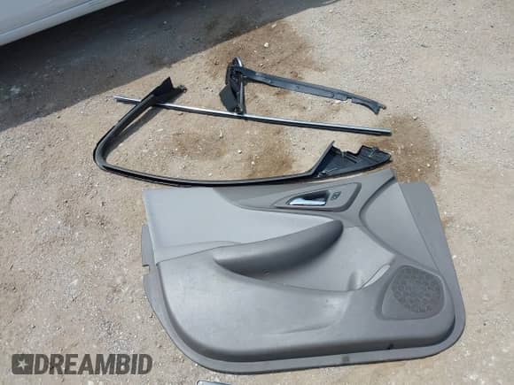 2021 Chevrolet Malibu LS z VIN 1G1ZC5ST2MF032589, wystawiony jako IAAI lot #42461735 z przebiegiem 70 187 mil mil oraz . Historia ofert i sprzedaży dostępna na DreamBid. Obrazek 12.