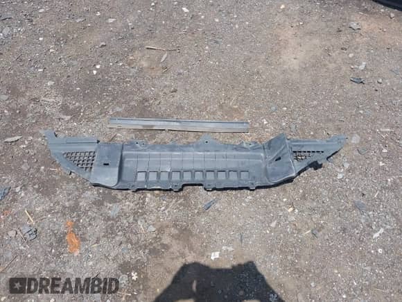 2015 Chevrolet Cruze LS with VIN 1G1PB5SH9F7213269, listed as a IAAI auction lot 42627784 with 164,932 mi miles and . Bid and sale history available at DreamBid. Image 12.