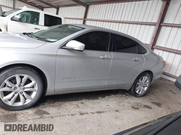 2020 Chevrolet Impala LT z VIN 2G11Z5S36L9102081, wystawiony jako IAAI lot #42890611 z przebiegiem 105 832 mil mil oraz . Historia ofert i sprzedaży dostępna na DreamBid. Obrazek 14.