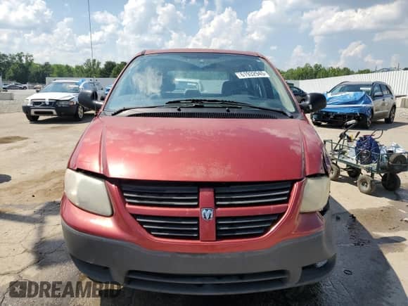 2006 Dodge Caravan SE with VIN 1D4GP25B76B603723, listed as a Copart auction lot 61932945 with 142,471 mi miles and Non repairable. Bid and sale history available at DreamBid. Image 5.