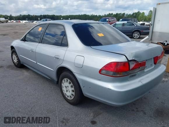 2001 Honda Accord VP с VIN 1HGCF86631A045856, выставлен на аукционе IAAI как лот 43210505 с пробегом 281 194 миль миль и . История ставок и продаж доступна на DreamBid. Изображение 3.