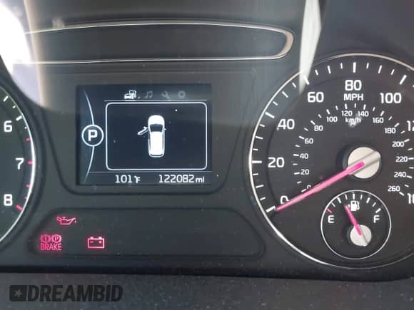 2016 Kia Sorento L with VIN 5XYPG4A30GG079541, listed as a IAAI auction lot 42945186 with 122,082 mi miles and . Bid and sale history available at DreamBid. Image 7.