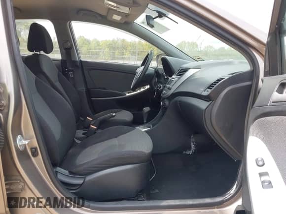 2014 Hyundai Accent GS с VIN KMHCT5AE2EU142549, выставлен на аукционе IAAI как лот 43235426 с пробегом 168 571 миль миль и . История ставок и продаж доступна на DreamBid. Изображение 5.