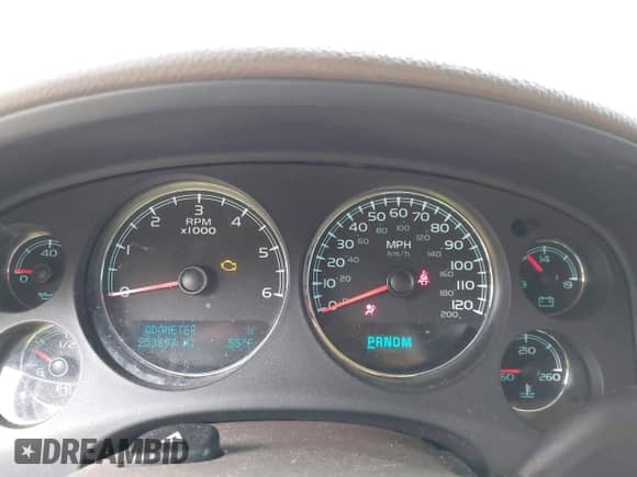 2009 Chevrolet Tahoe LTZ с VIN 1GNFK33099R131557, выставлен на аукционе IAAI как лот 43205632 с пробегом 253 697 миль миль и . История ставок и продаж доступна на DreamBid. Изображение 7.