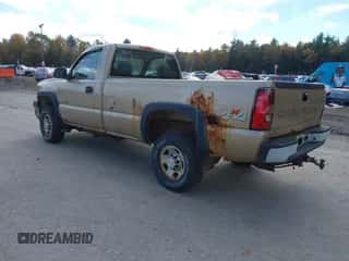 2007 Chevrolet Silverado 2500HD LT1 z VIN 1GCHK24U57E181955, wystawiony jako IAAI lot #43524098 z przebiegiem 120 652 mil mil oraz . Historia ofert i sprzedaży dostępna na DreamBid. Obrazek 3.