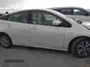 2018 Toyota Prius Plus z VIN JTDKARFP0J3084142, wystawiony jako IAAI lot #41936736 z przebiegiem 50 699 mil mil oraz . Historia ofert i sprzedaży dostępna na DreamBid. Obrazek 13.