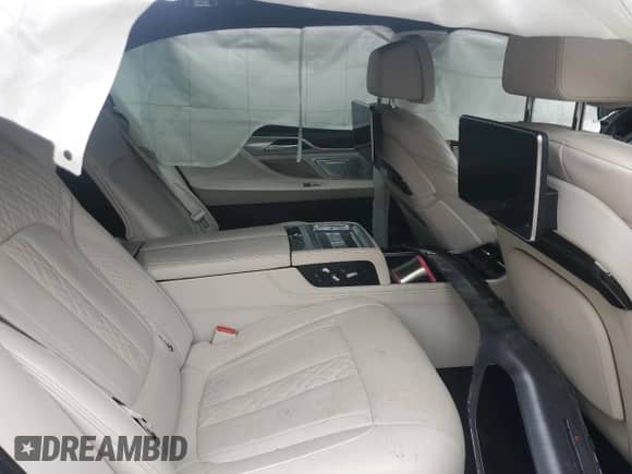 2020 BMW 7 Series 750i xDrive with VIN WBA7U2C04LGM27216, listed as a Copart auction lot 66707815 with Not provided miles and Salvage title. Bid and sale history available at DreamBid. Image 10.