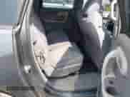 2009 Chevrolet Traverse LS z VIN 1GNEV13D79S111357, wystawiony jako IAAI lot #42401257 z przebiegiem 150 171 mil mil oraz . Historia ofert i sprzedaży dostępna na DreamBid. Obrazek 8.