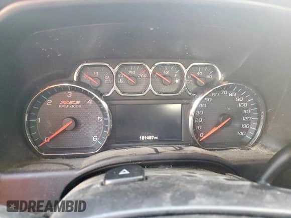 2016 Chevrolet Silverado 1500 LT with VIN 3GCUKREC2GG364073, listed as a Copart auction lot 81574945 with 181,487 mi miles and Salvage title. Bid and sale history available at DreamBid. Image 9.