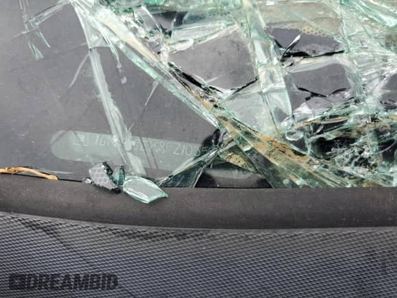 2015 Chevrolet Equinox LT z VIN 1GNFLGEK8FZ103506, wystawiony jako Copart lot #67500515 z przebiegiem Nie podano mil oraz Szkoda całkowita • Salvage title. Historia ofert i sprzedaży dostępna na DreamBid. Obrazek 12.