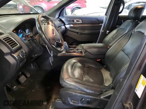 2017 Ford Explorer Limited z VIN 1FM5K8F86HGB82345, wystawiony jako Copart lot #84227085 z przebiegiem 166 864 mil mil oraz Czysty tytuł • Clean title. Historia ofert i sprzedaży dostępna na DreamBid. Obrazek 7.