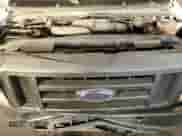 2008 Ford Econoline Cargo Commercial z VIN 1FTSE34L78DA38670, wystawiony jako Copart lot #86403624 z przebiegiem 245 587 mil mil oraz Szkoda całkowita • Salvage title. Historia ofert i sprzedaży dostępna na DreamBid. Obrazek 11.