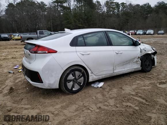 2019 Hyundai Ioniq Blue z VIN KMHC65LC7KU107830, wystawiony jako Copart lot #40184524 z przebiegiem 60 803 mil mil oraz Szkoda całkowita • Salvage title. Historia ofert i sprzedaży dostępna na DreamBid. Obrazek 3.