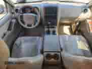 2008 Ford Explorer Eddie Bauer z VIN 1FMEU74E98UA97806, wystawiony jako Copart lot #87465715 z przebiegiem 187 772 mil mil oraz Szkoda całkowita • Salvage title. Historia ofert i sprzedaży dostępna na DreamBid. Obrazek 8.