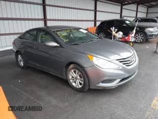 2012 Hyundai Sonata GLS with VIN 5NPEB4AC1CH456760, listed as a IAAI auction lot 42928938 with 98,703 mi miles and . Bid and sale history available at DreamBid. Image 1.