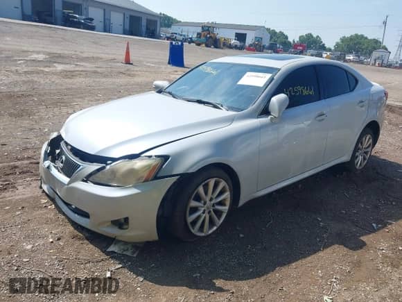 2009 Lexus IS 250 z VIN JTHCK262592029117, wystawiony jako IAAI lot #42598661 z przebiegiem 228 690 mil mil oraz . Historia ofert i sprzedaży dostępna na DreamBid. Obrazek 17.