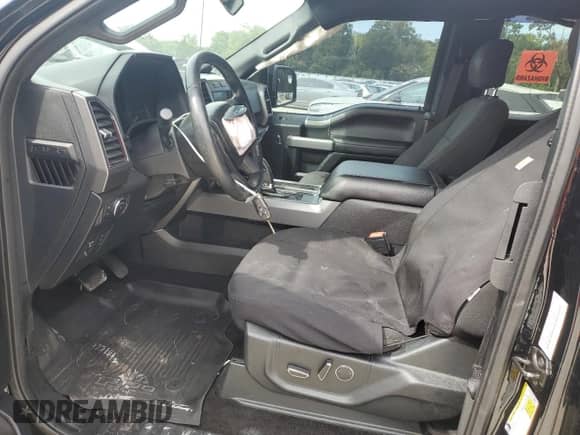 2018 Ford F-150 XLT z VIN 1FTFX1E58JFB55040, wystawiony jako Copart lot #80940865 z przebiegiem 125 086 mil mil oraz Szkoda całkowita • Salvage title. Historia ofert i sprzedaży dostępna na DreamBid. Obrazek 7.