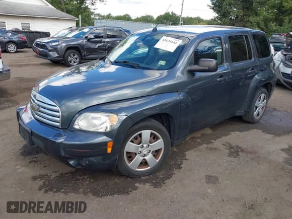 2011 Chevrolet HHR LS с VIN 3GNBAAFW2BS562475, выставлен на аукционе IAAI как лот 43124142 с пробегом 114 999 миль миль и . История ставок и продаж доступна на DreamBid. Изображение 17.