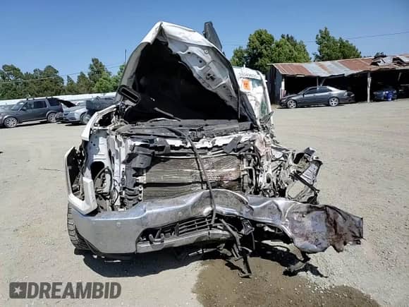 2020 Chevrolet Silverado 3500HD LTZ с VIN 1GC4YUEY4LF162344, выставлен на аукционе Copart как лот 59349655 с пробегом Не указан миль и На запчасти • Non repairable. История ставок и продаж доступна на DreamBid. Изображение 14.