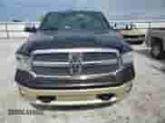 2013 Ram 1500 Limited z VIN 1C6RR7WT0DS711366, wystawiony jako Copart lot #70709985 z przebiegiem Nie podano mil oraz Szkoda całkowita • Salvage title. Historia ofert i sprzedaży dostępna na DreamBid. Obrazek 5.