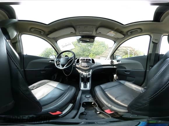 2015 Chevrolet Sonic LTZ с VIN 1G1JE5SB9F4172023, выставлен на аукционе IAAI как лот 42440528 с пробегом 108 031 миль миль и . История ставок и продаж доступна на DreamBid. Изображение 18.