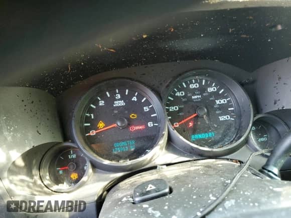 2011 Chevrolet Silverado 1500 LS z VIN 3GCPCREA4BG101987, wystawiony jako Copart lot #80147265 z przebiegiem 175 913 mil mil oraz Szkoda całkowita • Salvage title. Historia ofert i sprzedaży dostępna na DreamBid. Obrazek 9.
