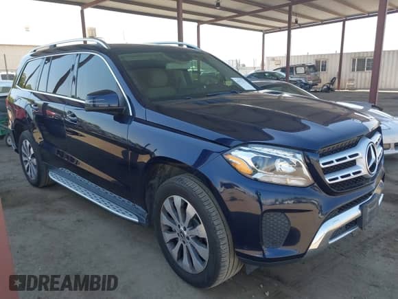 2018 Mercedes-Benz GLS 450 с VIN 4JGDF6EE2JB139992, выставлен на аукционе IAAI как лот 43072757 с пробегом 130 379 миль миль и . История ставок и продаж доступна на DreamBid. Изображение 1.